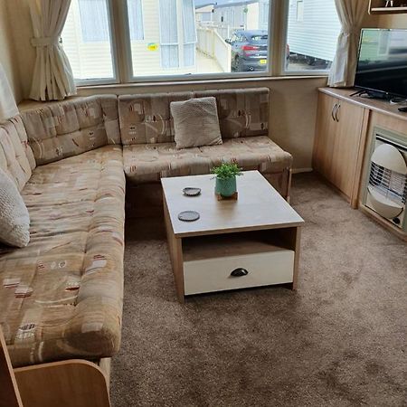 The Wolds 6 Berth Caravan Инголдмелс Екстериор снимка