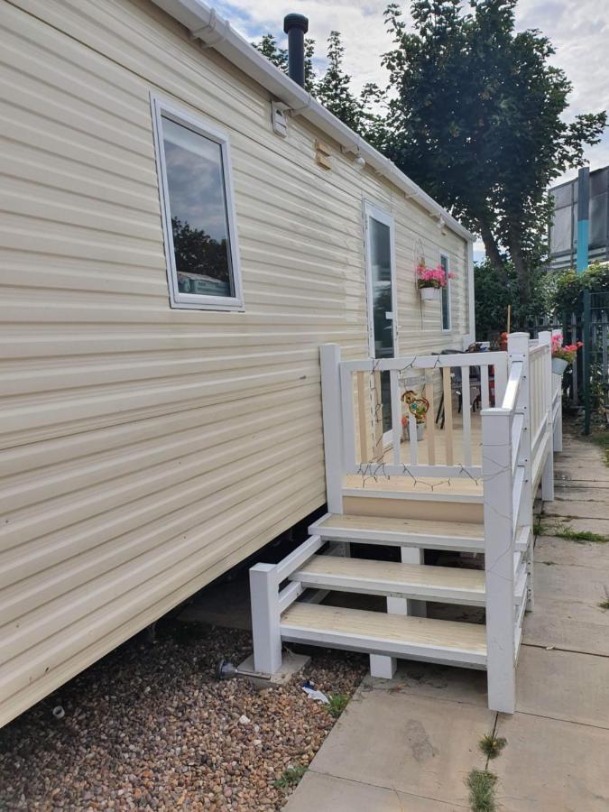 The Wolds 6 Berth Caravan Инголдмелс Екстериор снимка
